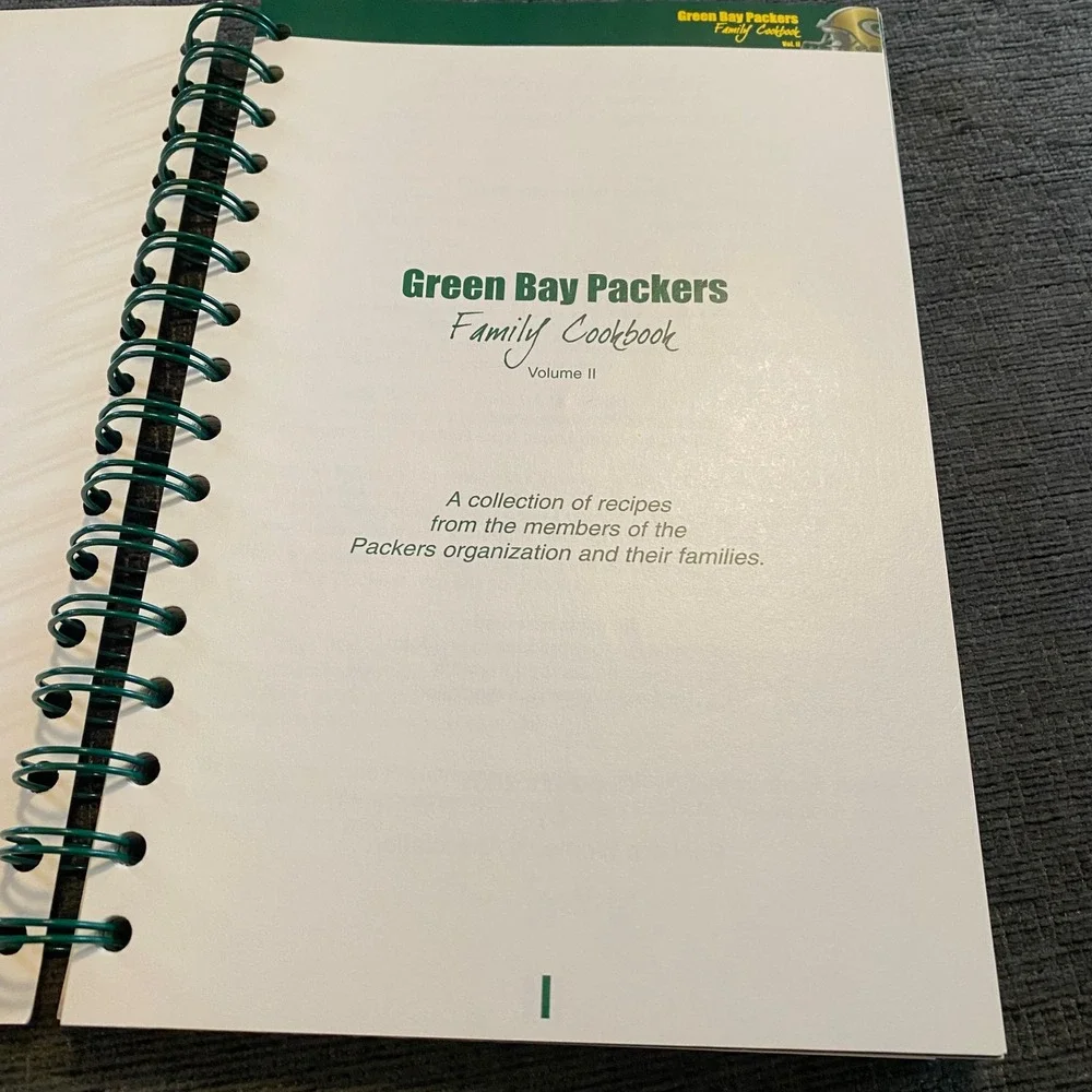 Green Bay Packers Family Cookbook Vol 2 2001 Brett Favre Recipes
